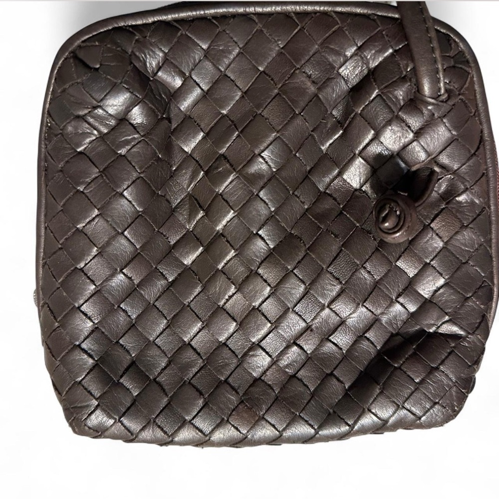 Elegant Brown Woven Crossbody Bag